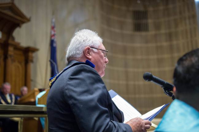 Alexander Parker singing The Holy City